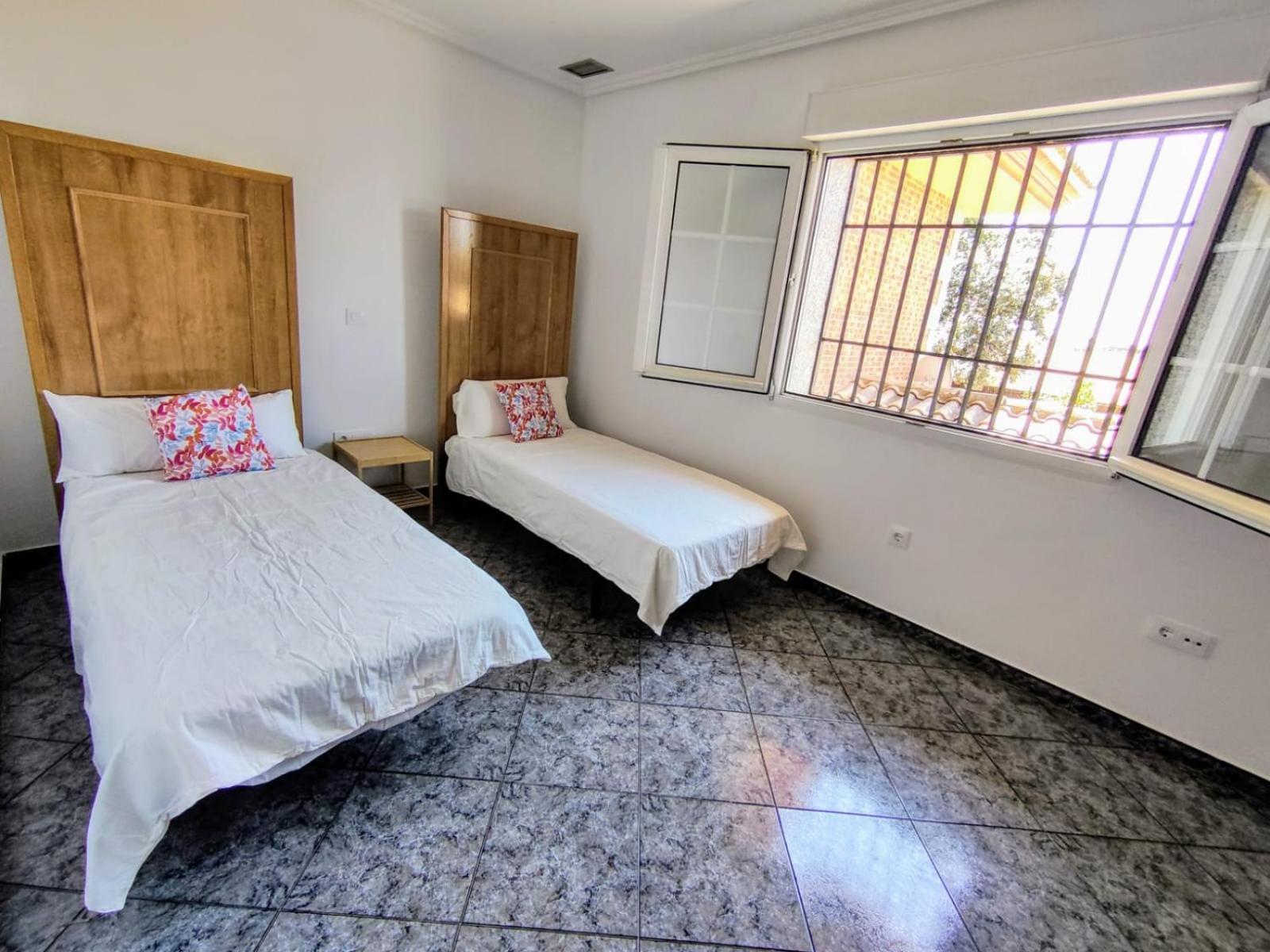 Preciosa Villa Para Grupos Grandes Con Piscina Y Bbq Casarrubios del Monte Exterior foto